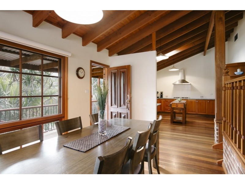 11 Kallara Link, Cordeaux Heights NSW 2526