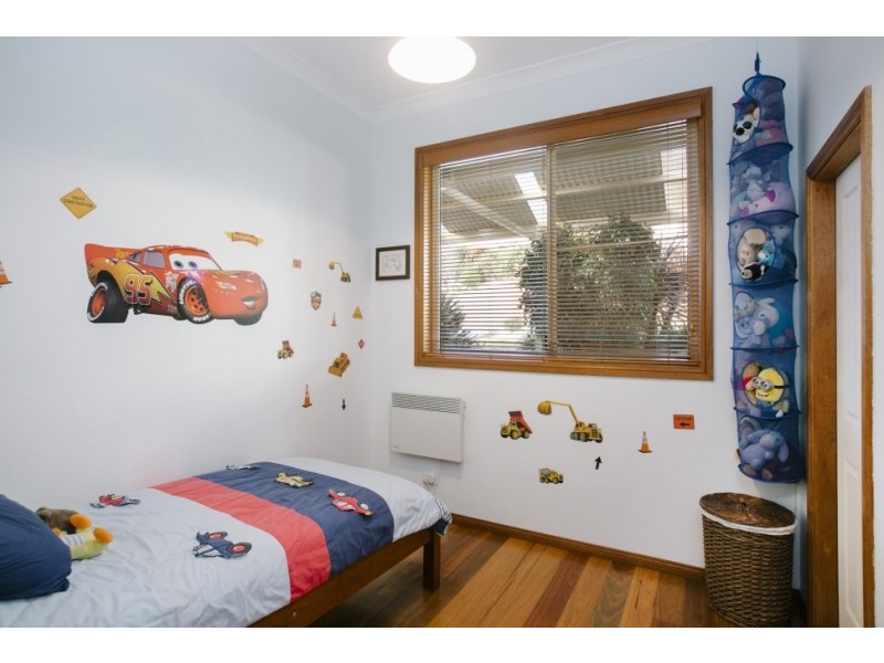 11 Kallara Link, Cordeaux Heights NSW 2526