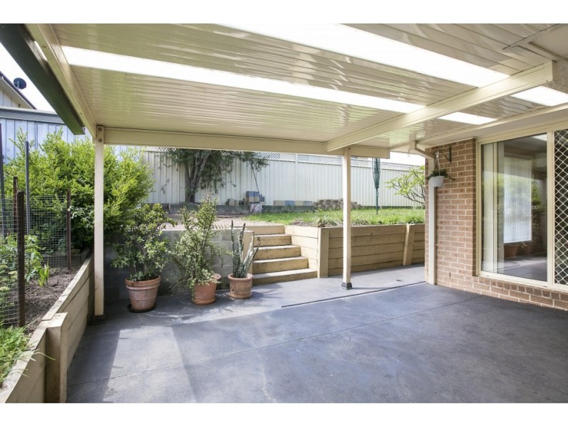 15 Woodside Circuit, Horsley NSW 2530