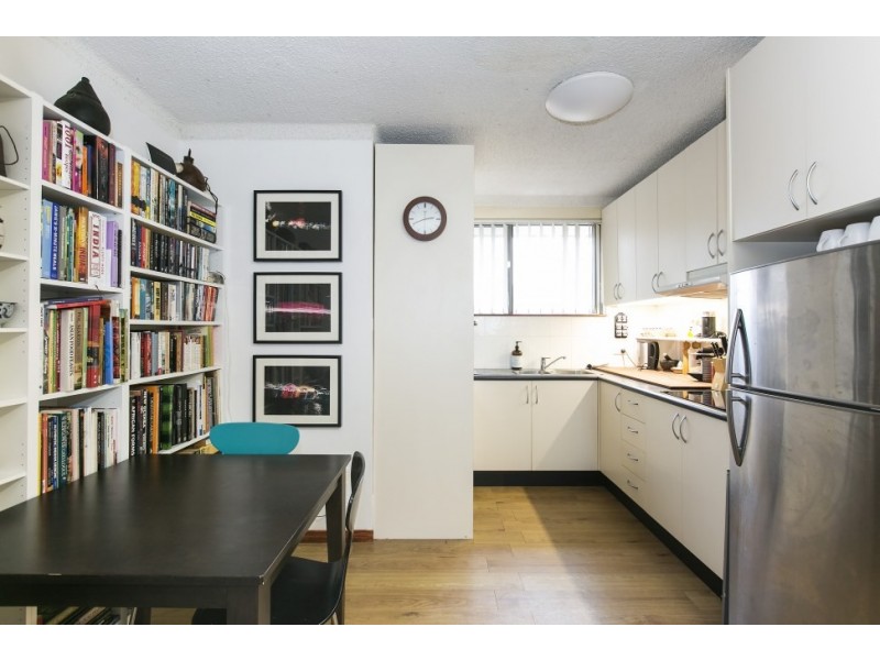 18/27 Osborne Street, Wollongong NSW 2500