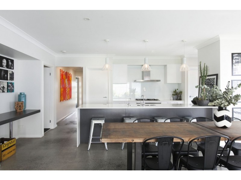 8 Clipper Avenue, Shell Cove NSW 2529