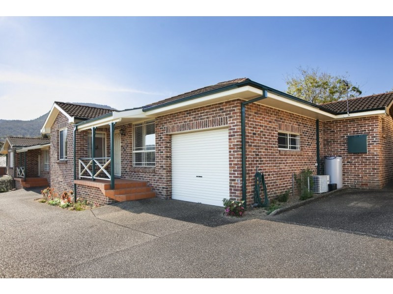 2/1 Armstrong Street, West Wollongong NSW 2500