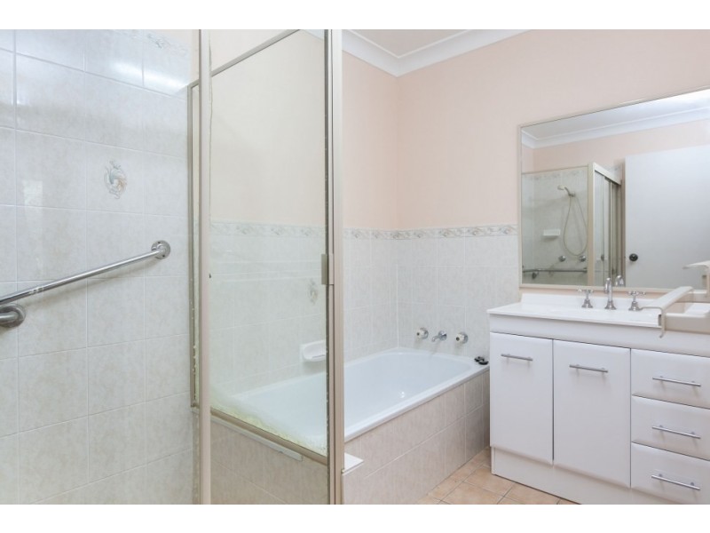 22/4 Fisher Street, West Wollongong NSW 2500