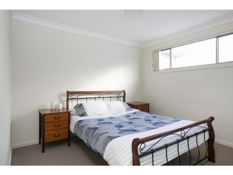 2 Elizabeth Circuit, Flinders NSW 2529