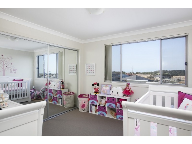 2 Elizabeth Circuit, Flinders NSW 2529