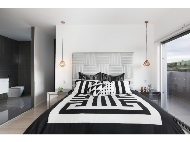 5 Miriam Place, Flinders NSW 2529