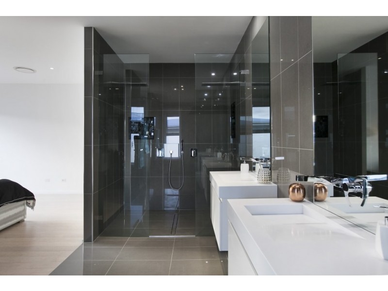 5 Miriam Place, Flinders NSW 2529