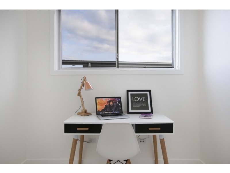 5 Miriam Place, Flinders NSW 2529