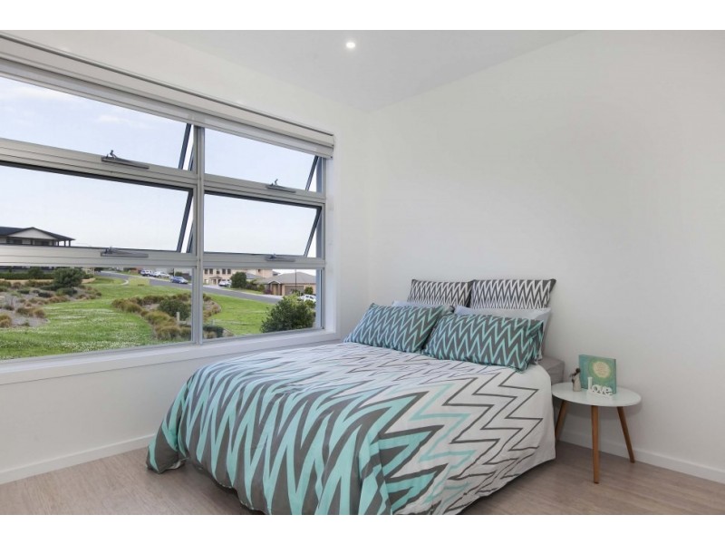 5 Miriam Place, Flinders NSW 2529