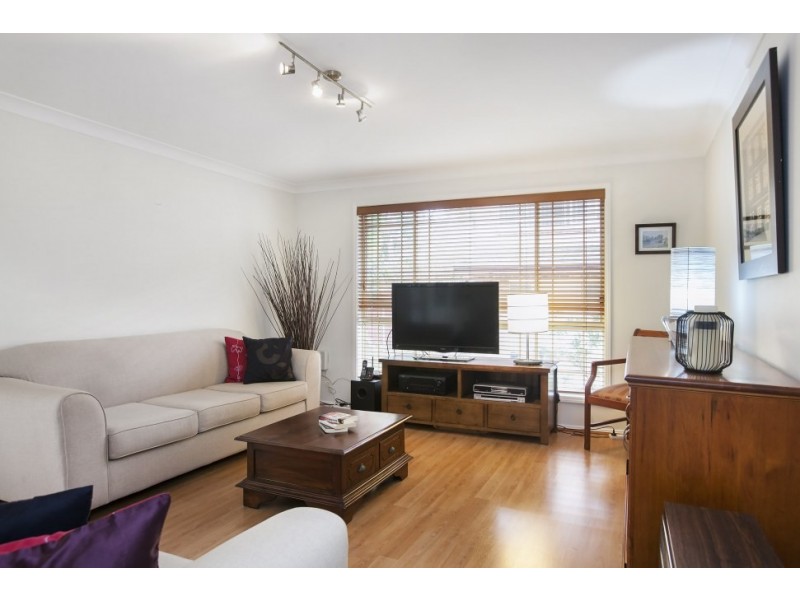 4/10 Gordon Street, Woonona NSW 2517