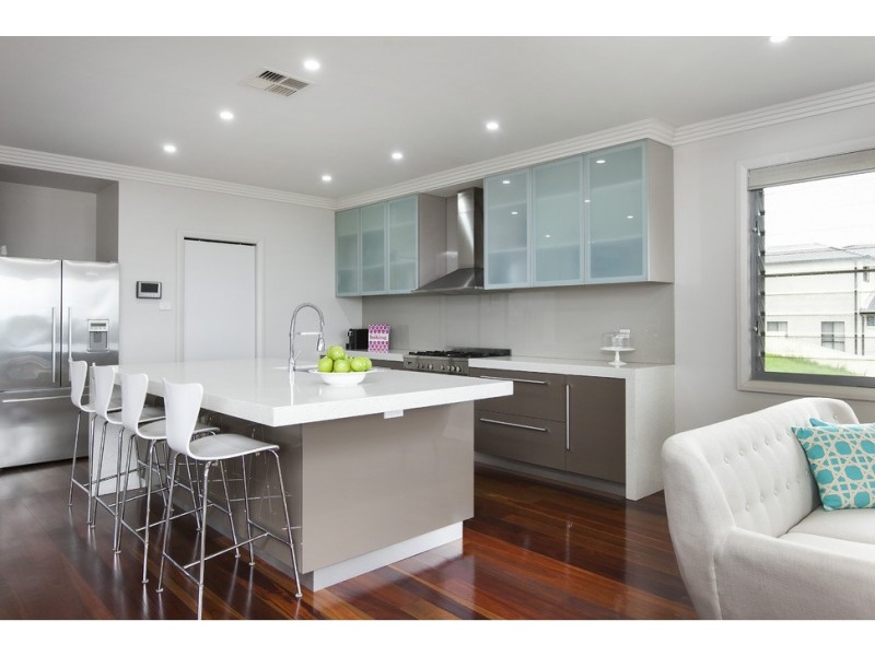 3 Aitkin Place, Lake Heights NSW 2502