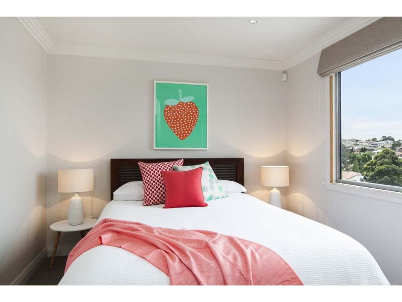 3 Aitkin Place, Lake Heights NSW 2502