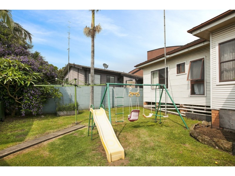 231 Princes Highway, Dapto NSW 2530