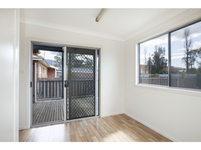 18 Ajax Avenue, North Wollongong NSW 2500