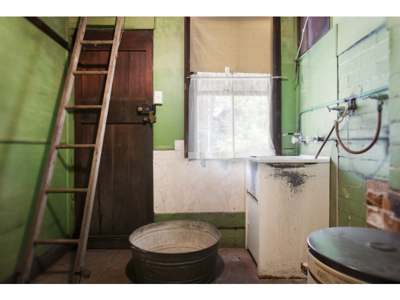 206 Brokers Road, Mount Pleasant NSW 2519