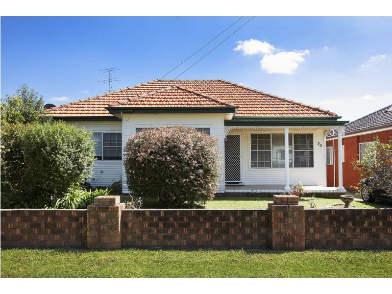 30 Fairy Avenue, Fairy Meadow NSW 2519