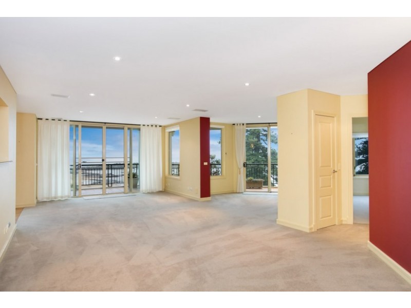 15/2-8 Harbour Street, Wollongong NSW 2500