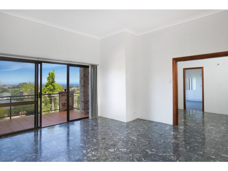 24 Parmenter Avenue, Corrimal NSW 2518