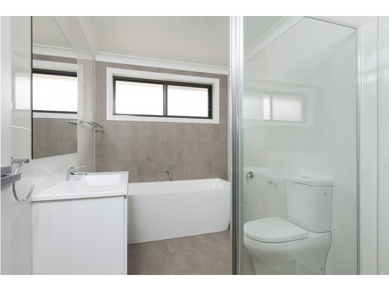 1/16 Francis Street, Corrimal NSW 2518