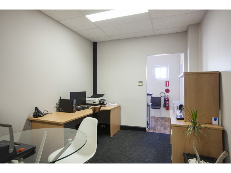 4/12 Beverley Avenue, Warilla NSW 2528