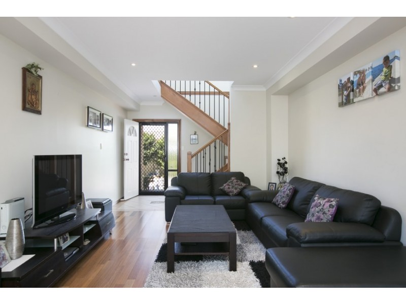 2/25 Willinga Road, Flinders NSW 2529