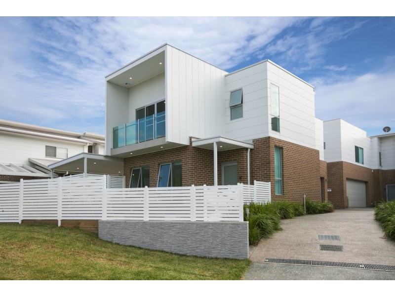 3/102 Balgownie Road, Balgownie NSW 2519