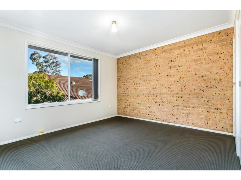 2/36-38 Ash Avenue, Albion Park Rail NSW 2527