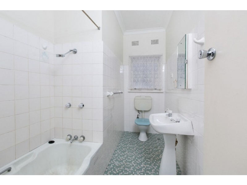 4/1 Buckle Crescent, West Wollongong NSW 2500