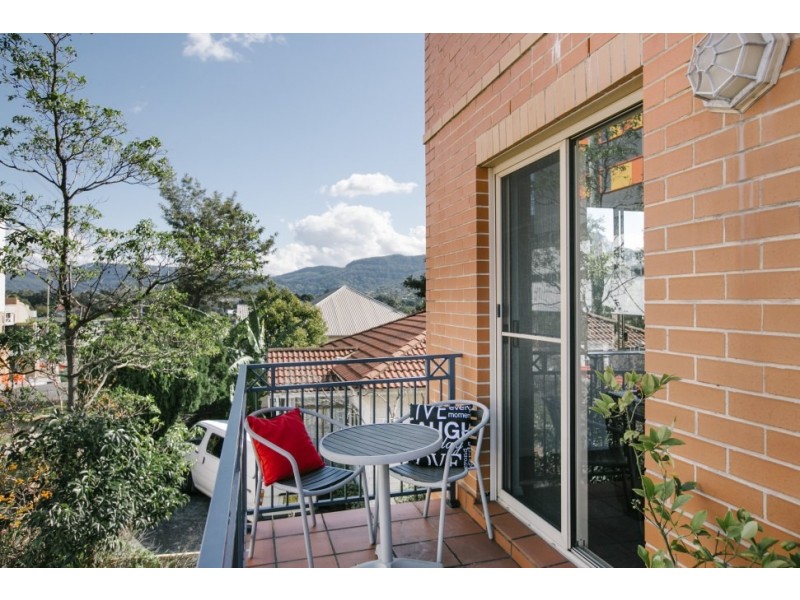 4/44 Loftus Street, Wollongong NSW 2500