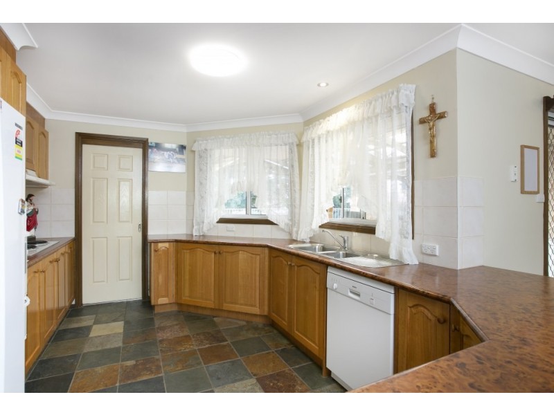 70 Sunnybank Crescent, Horsley NSW 2530