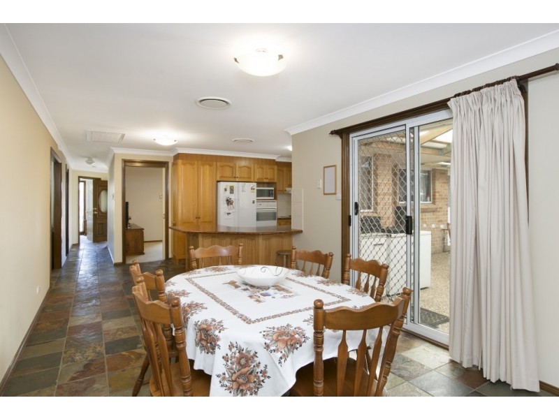 70 Sunnybank Crescent, Horsley NSW 2530
