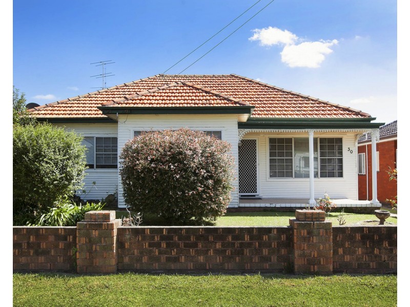 30 Fairy Avenue, Fairy Meadow NSW 2519