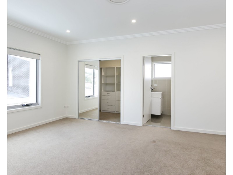 3/102 Balgownie Road, Balgownie NSW 2519