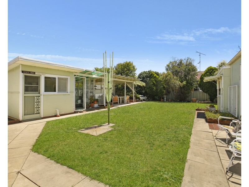 52 Cabbage Tree Lane, Fairy Meadow NSW 2519