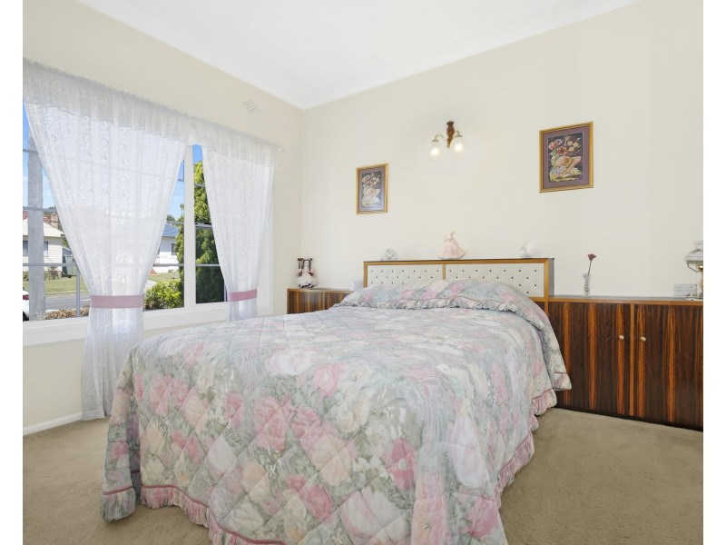 52 Cabbage Tree Lane, Fairy Meadow NSW 2519