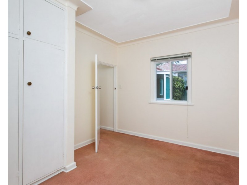 42 Dumfries Avenue, Mount Ousley NSW 2519