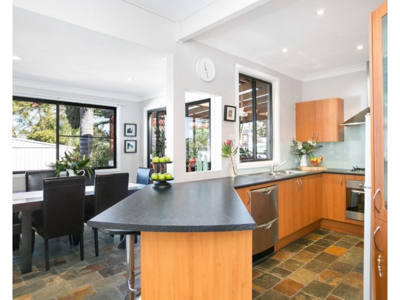 249 Rothery Street, Corrimal NSW 2518