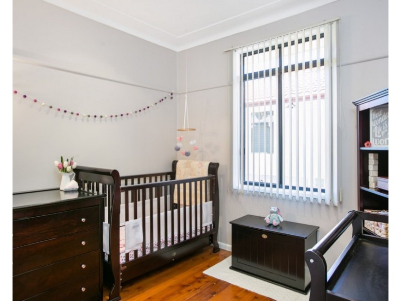 249 Rothery Street, Corrimal NSW 2518