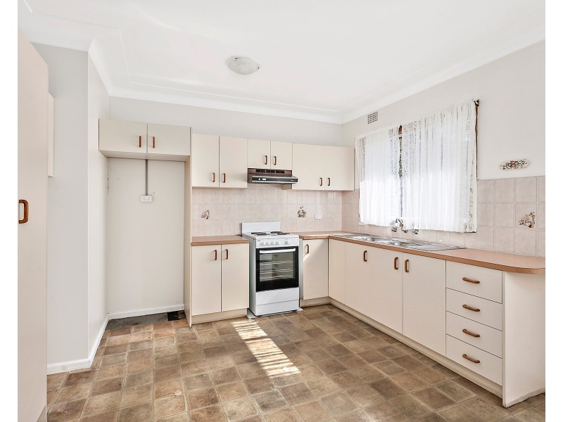 14 Ramah Avenue, Mount Ousley NSW 2519