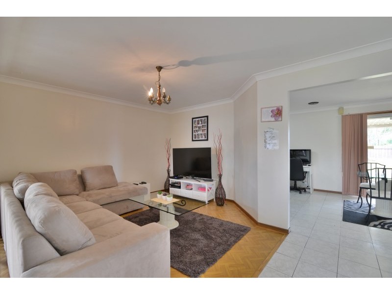 1 Galatea Street, Plumpton NSW 2761