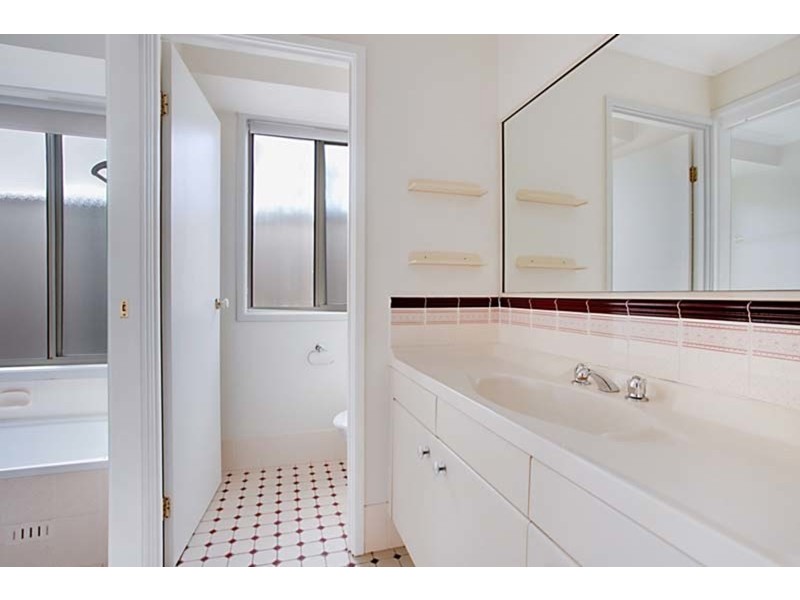 12 Jimbuck Close, Glenmore Park NSW 2745