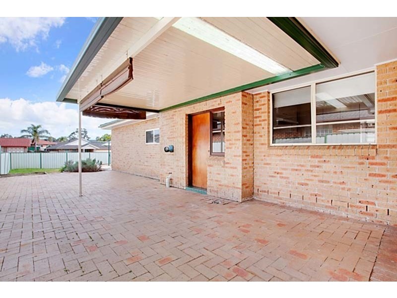 12 Jimbuck Close, Glenmore Park NSW 2745