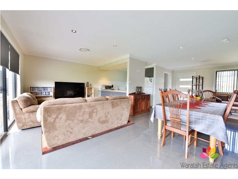 400 Glenmore Parkway, Glenmore Park NSW 2745