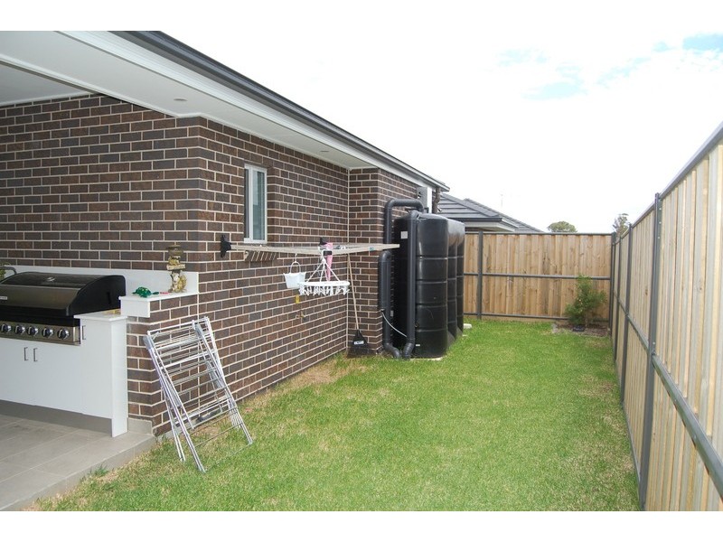 18 Blackheath Street, The Ponds NSW 2769