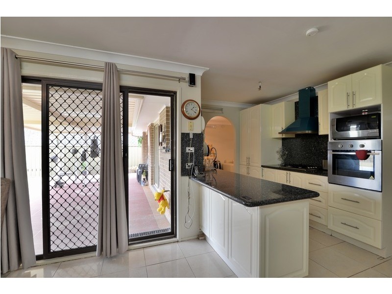 194 Farnham Road, Quakers Hill NSW 2763