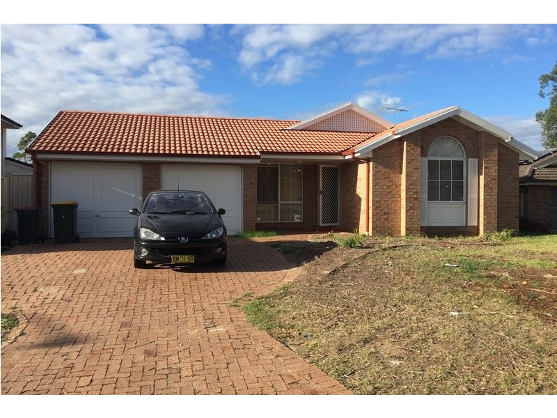 8 Blend Place, Woodcroft NSW 2767