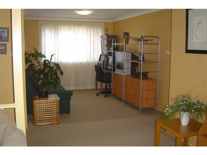 6 Barnier Drive, Quakers Hill NSW 2763