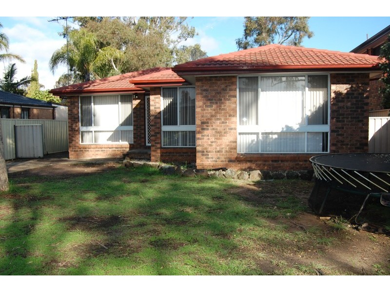 115 Cowper Circle, Quakers Hill NSW 2763