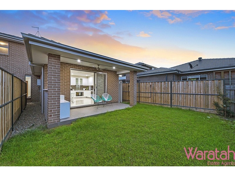 148 Greenview Parade, The Ponds NSW 2769