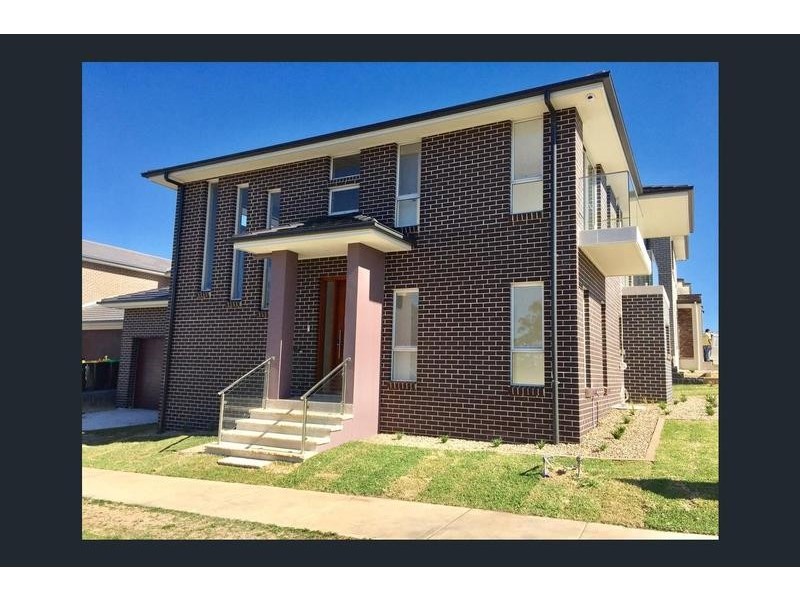 29 Mapleton Avenue, Kellyville NSW 2155